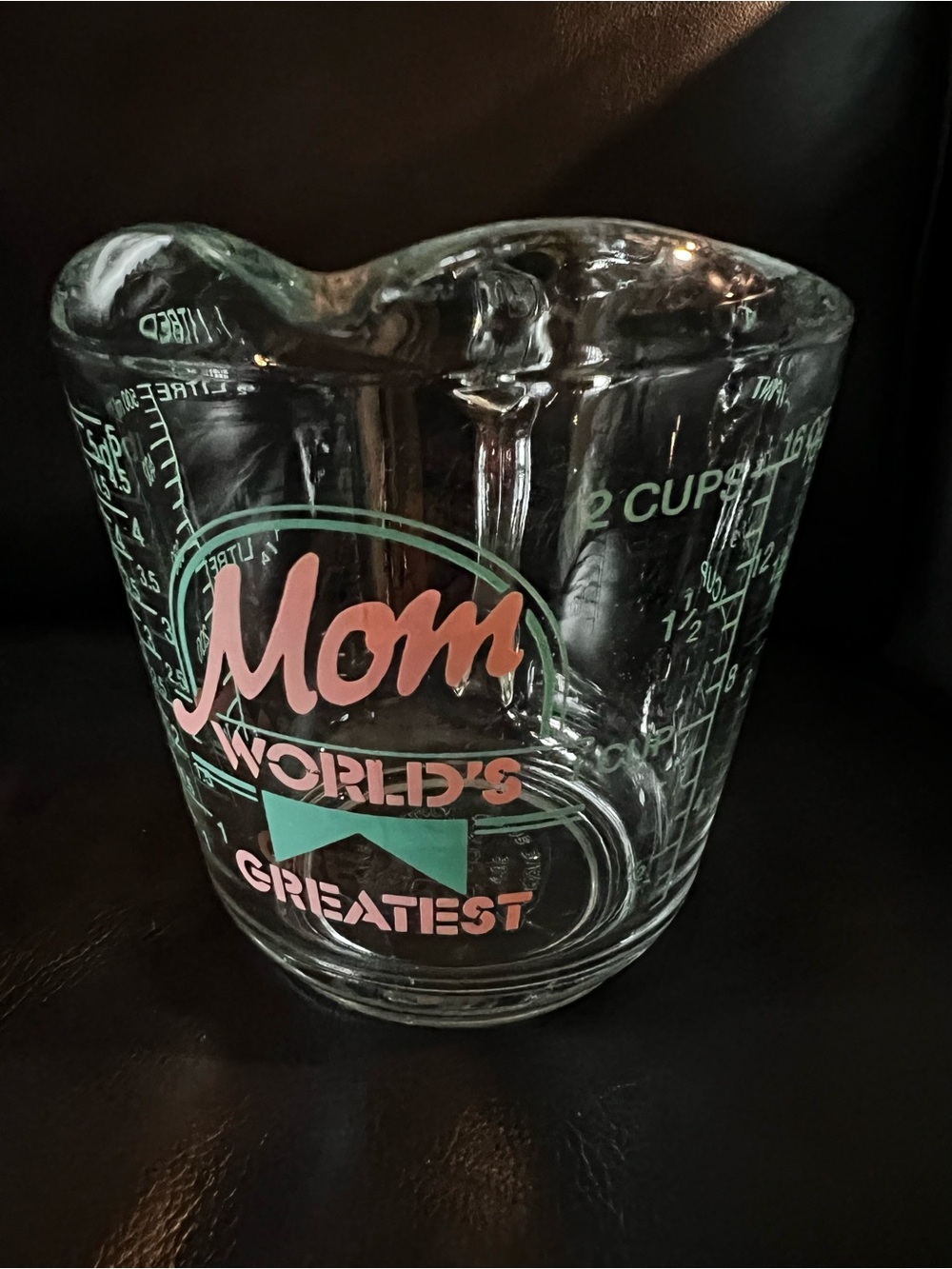 Vintage Anchor Hocking Mom "World's Greatest" Glass Measuring Cup